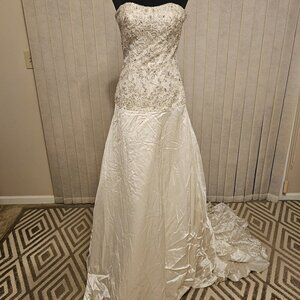 Stephen Yearick Ivory Strapless Wedding Dress 6